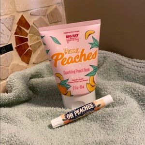 Perfectly Posh Peach Hand & Lip Duo